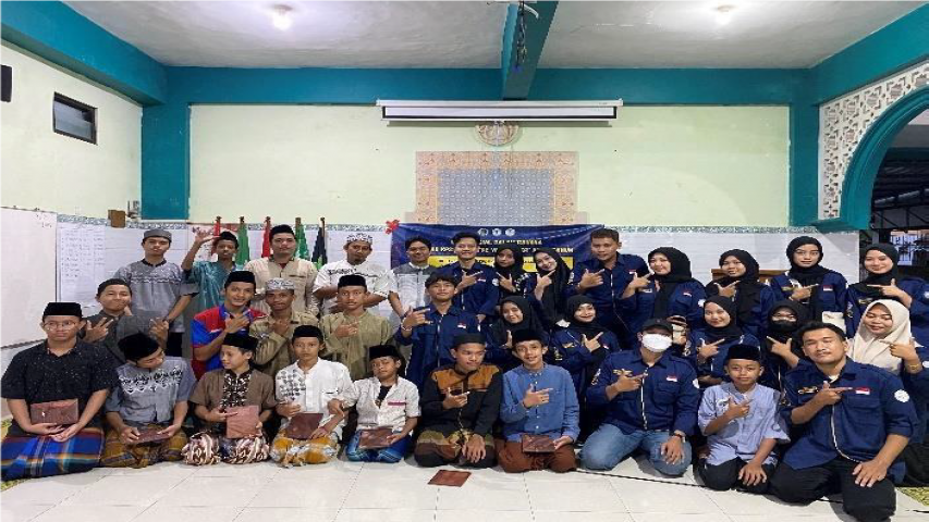MENJALIN KEKELUARGAAN DALAM PERAYAAN MILAD KPS FH UAD “DE VERLICHTER” KE-14