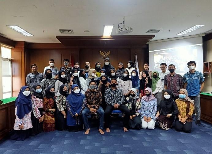 Foto MAGANG CALON ANGGOTA BARU KPS FH UAD 